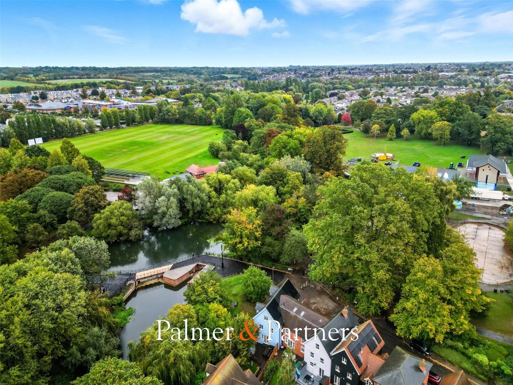 Property photo 1 of 42 Picture No. 30