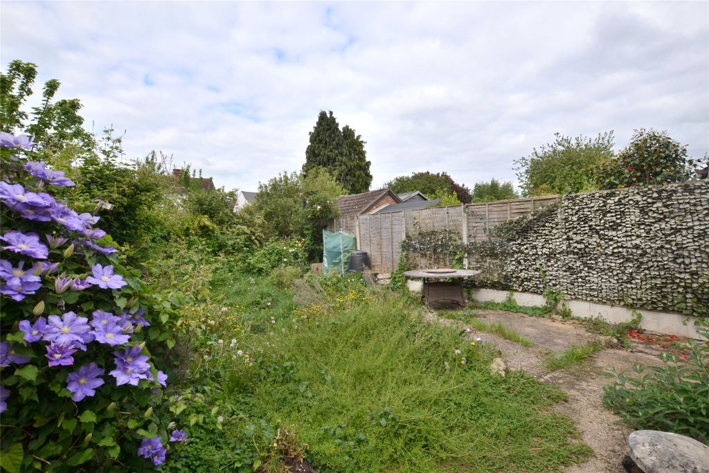 Property photo 2 of 15 Picture No. 13