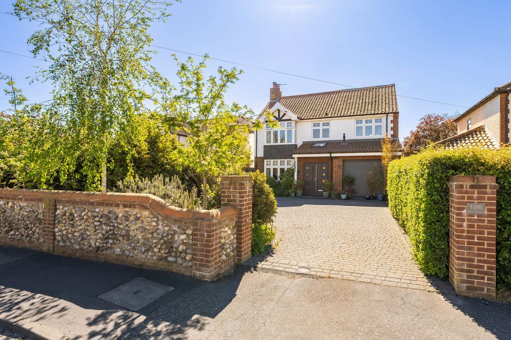 Property photo 1 of 30