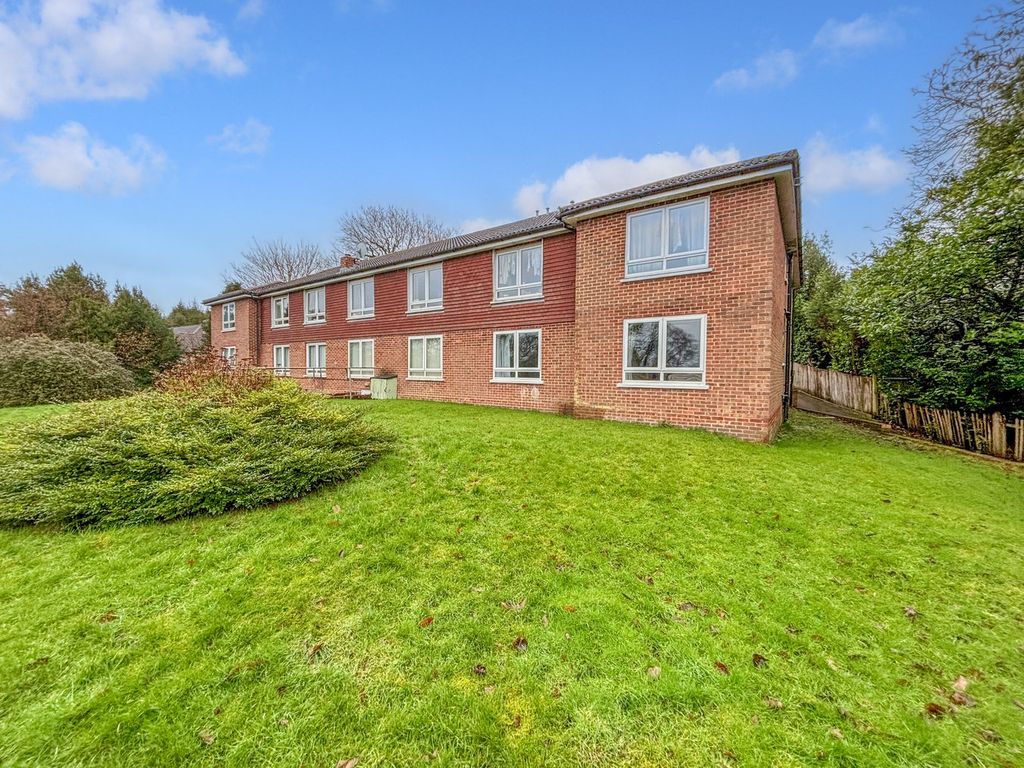 Property photo 3 of 20