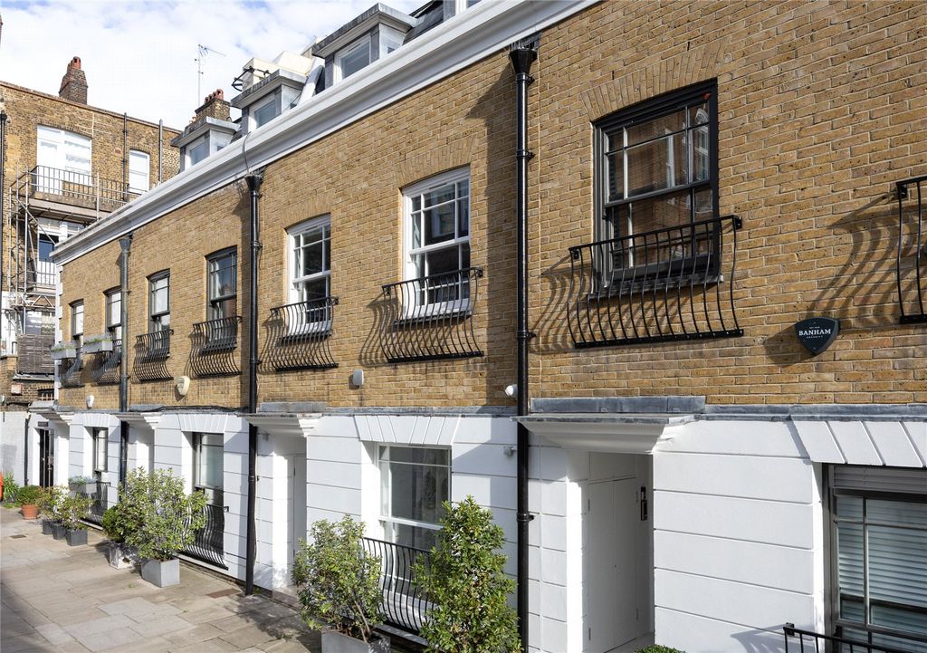 Property photo 1 of 22 Exterior