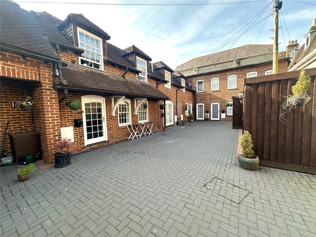 Property photo 1 of 7 Picture No. 20