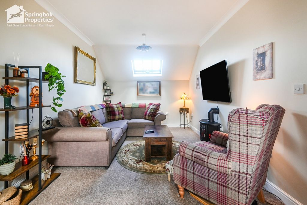 Property photo 2 of 10 Image 1