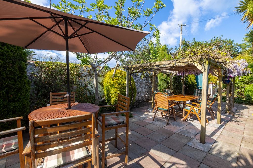 Additional image 24 of 5 bed detached house for saleRoute De La Charruée, Vale, Guernsey GY6