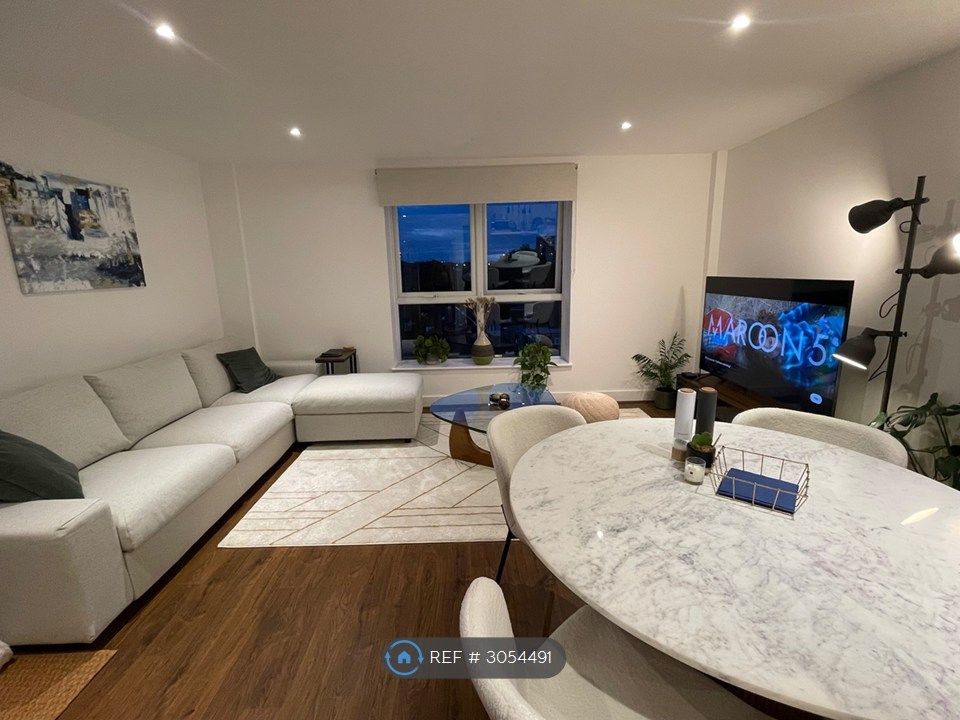 Property photo 2 of 6