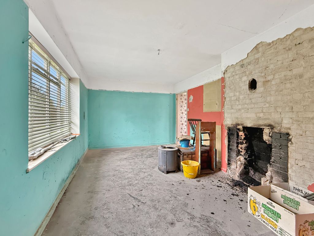 Property photo 3 of 20 5E048Febb7d5c0F0989c42A6186Ccf8F28d6d72A