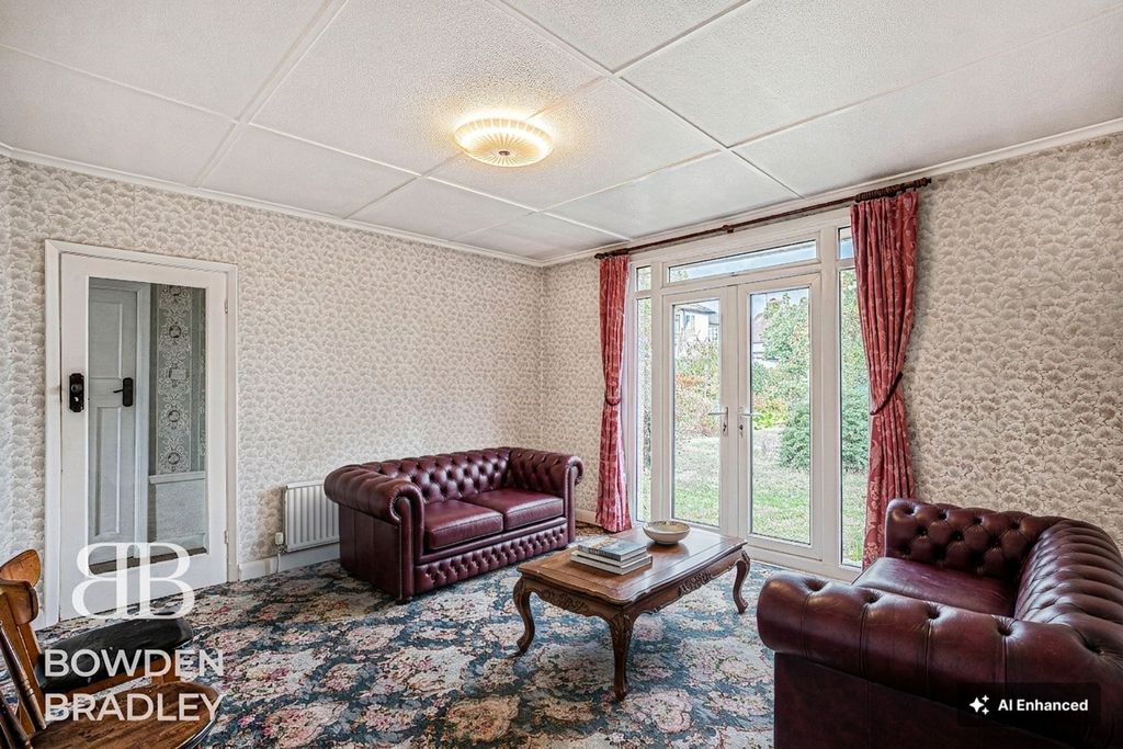 Property photo 2 of 24