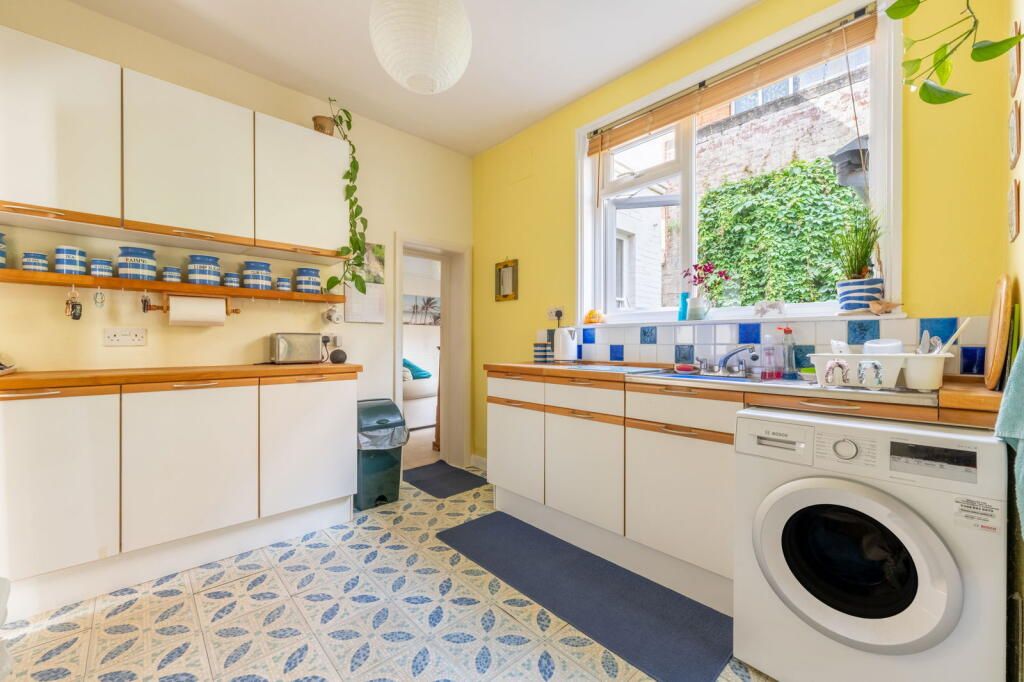 Property photo 3 of 29