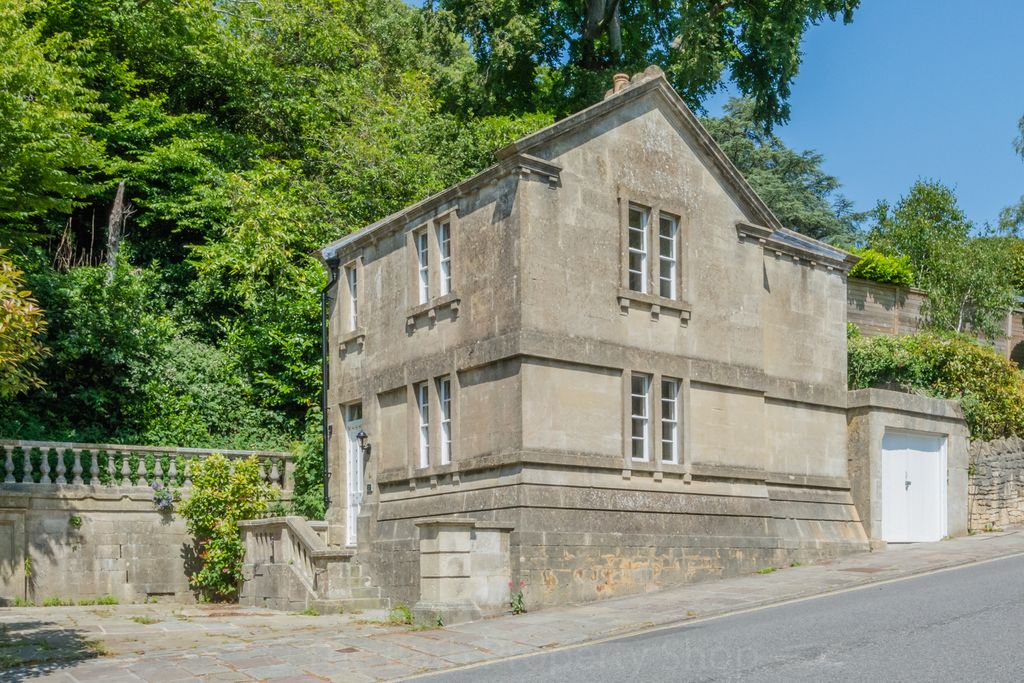 Property photo 1 of 13 Bathwick Hill House Lodge -1
