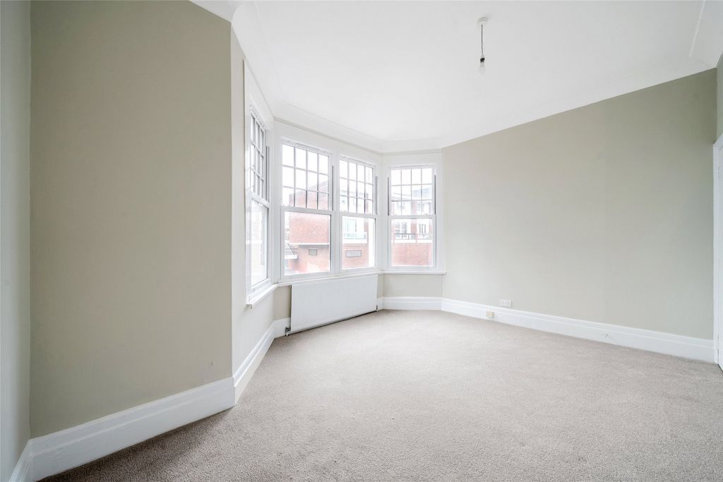 Property photo 3 of 8 Picture No. 09