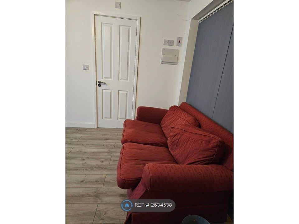 Property photo 2 of 3