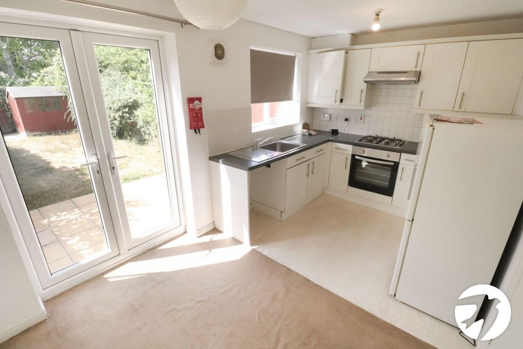 Property photo 3 of 13 Picture No. 12