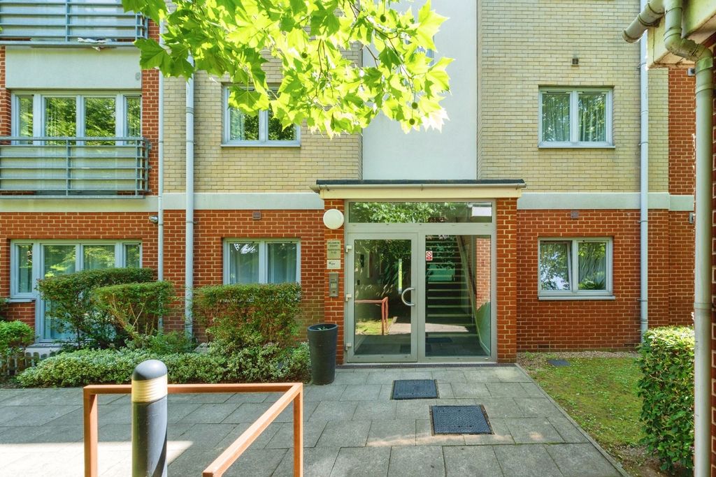 Property photo 1 of 6 Pbox-Img.Jpg