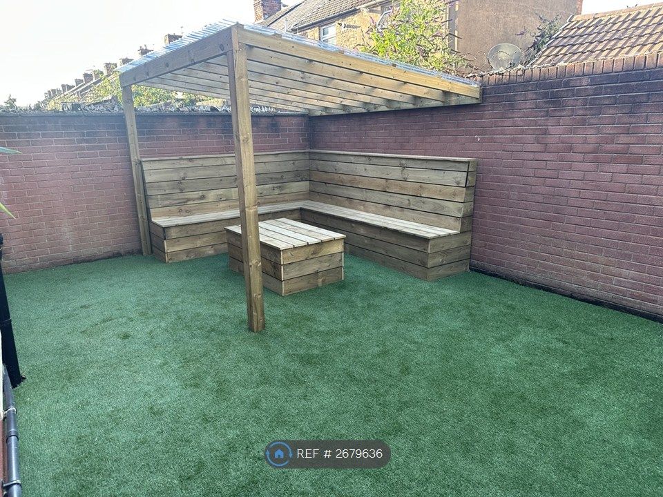 Property photo 3 of 13