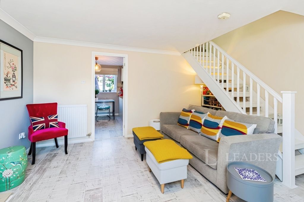 Property photo 2 of 13 2