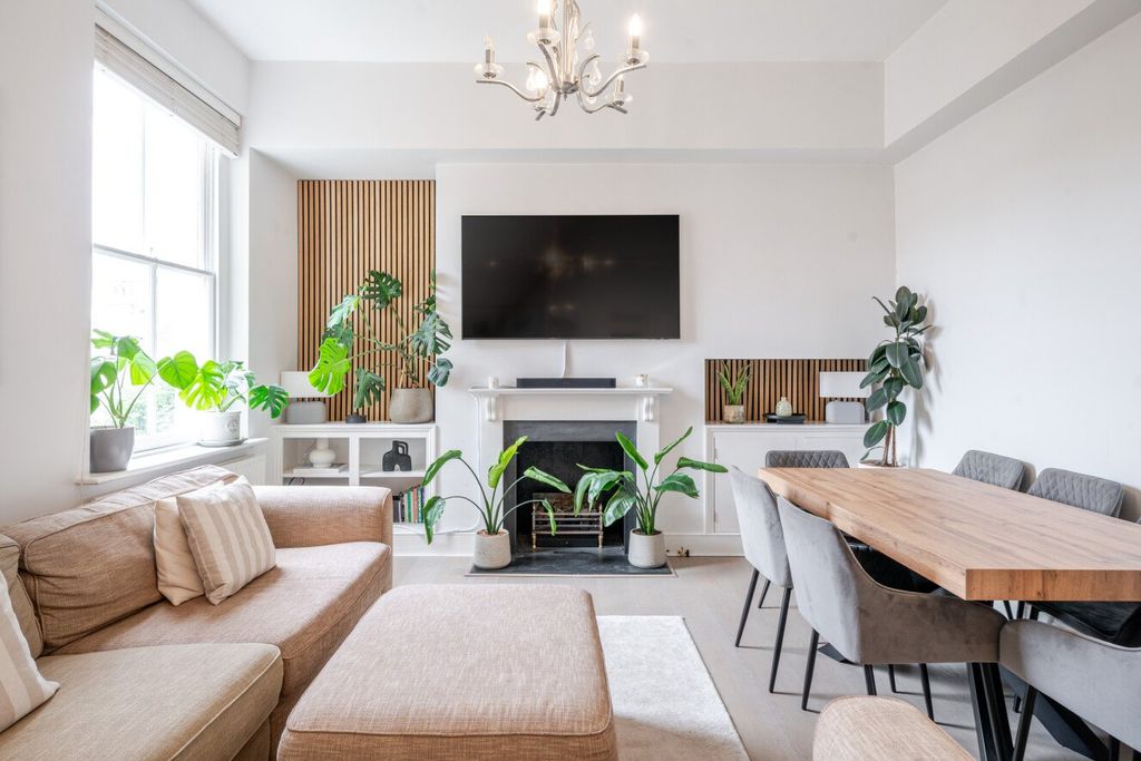 Property photo 1 of 16 Picture No. 27