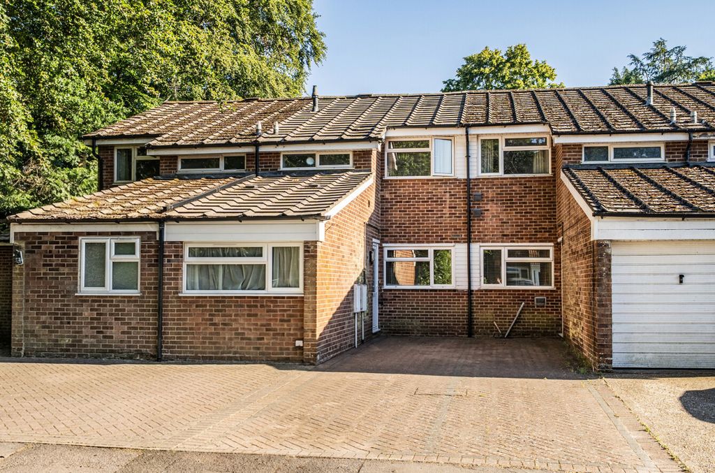 Property photo 1 of 12 1464585-2-6A47Ff8...