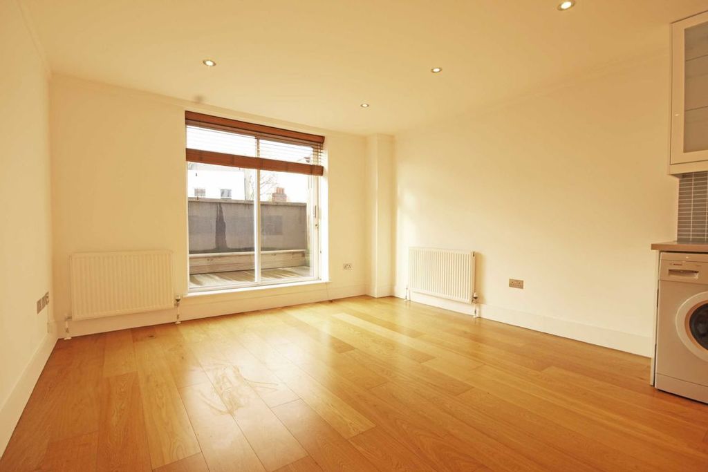 Property photo 1 of 4