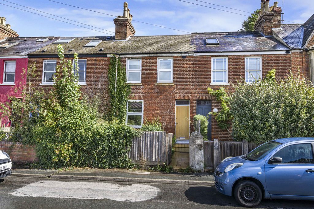 Property photo 1 of 10