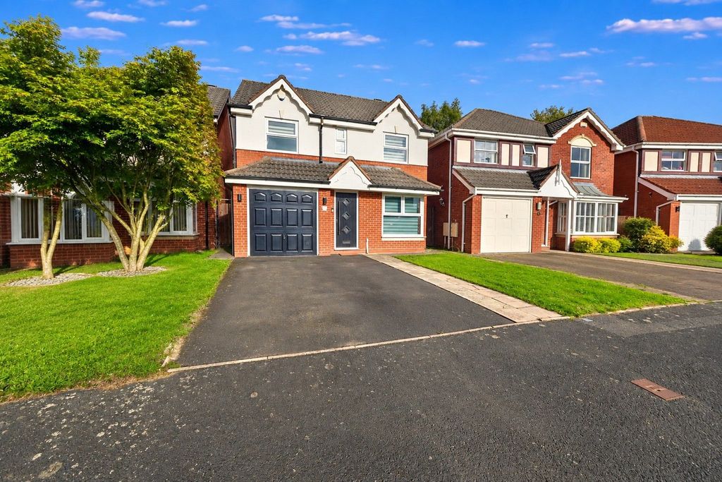 Property photo 1 of 51
