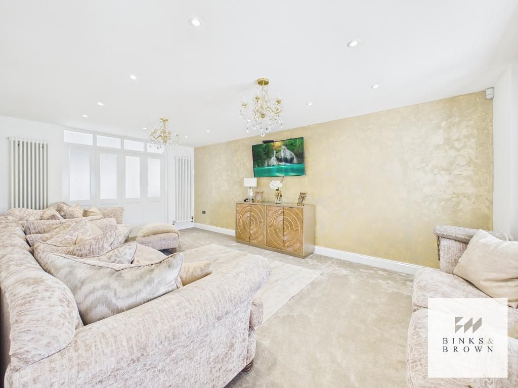 Property photo 2 of 27 Photo 2