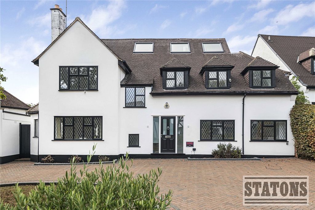 Property photo 1 of 39 Picture No. 99