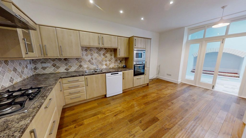 Additional image 6 of 3 bed maisonette for saleCastletown, Portland, Dorset DT5