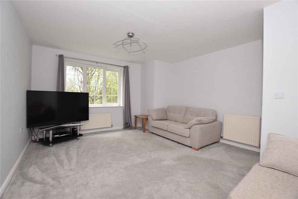 Property photo 2 of 7 Picture No. 05