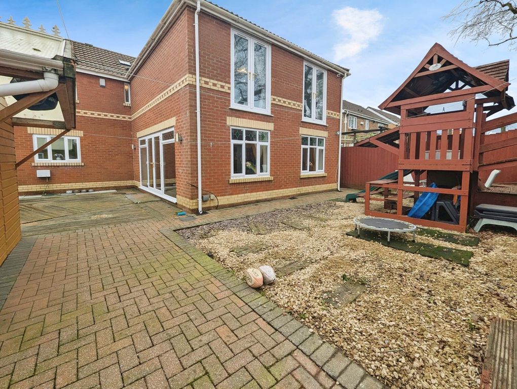 Additional image 4 of 5 bed detached house for saleClos Cae Pwll, Treharris CF46