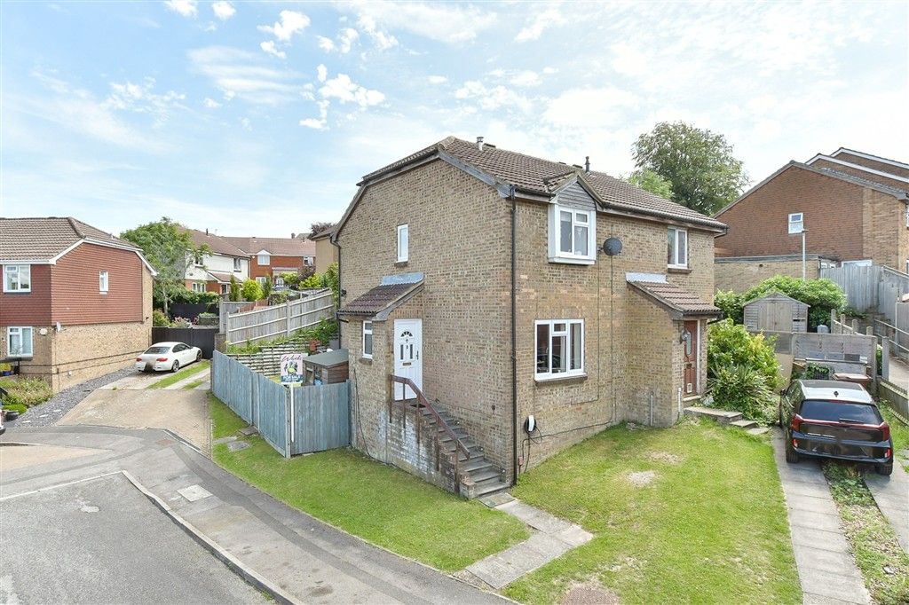 Property photo 1 of 15 External (Brochure)