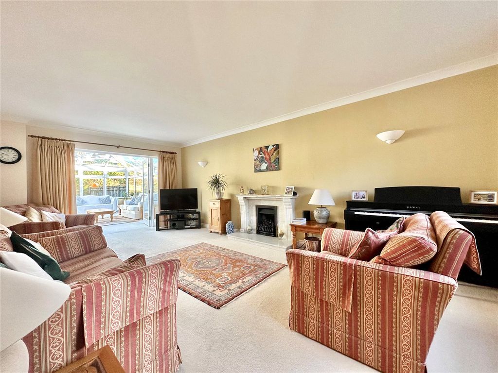 Property photo 2 of 22 Picture No. 30