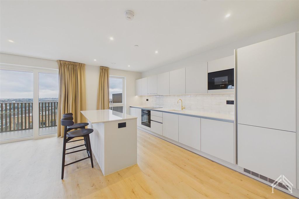 Property photo 3 of 20 3.Jpg