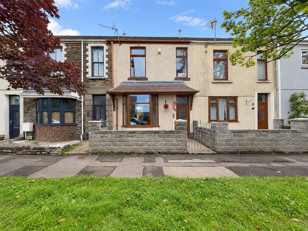 Property photo 1 of 28