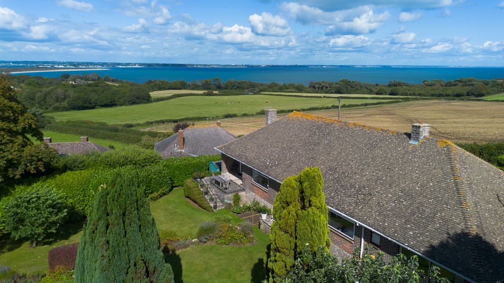 Property photo 3 of 23 Picture No. 26