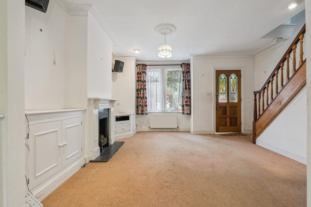 Property photo 2 of 15 61 Leyton Road Sw19 002.Jpg