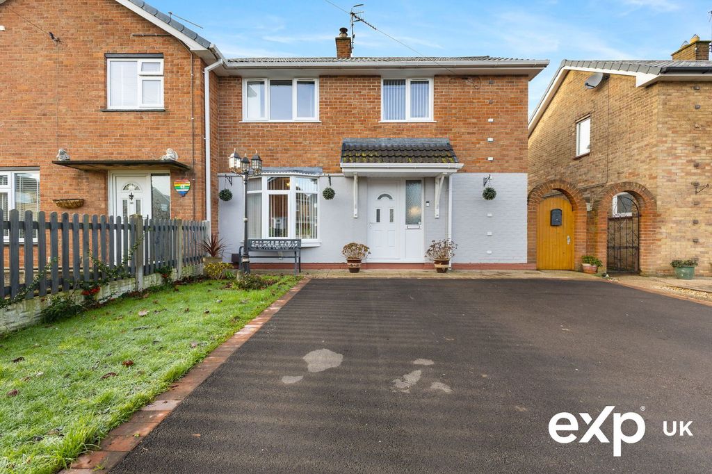 Property photo 1 of 24