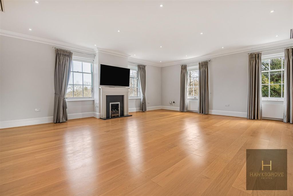 Additional image 17 of 9 bed detached house to rentHadley Green Road, Barnet EN5