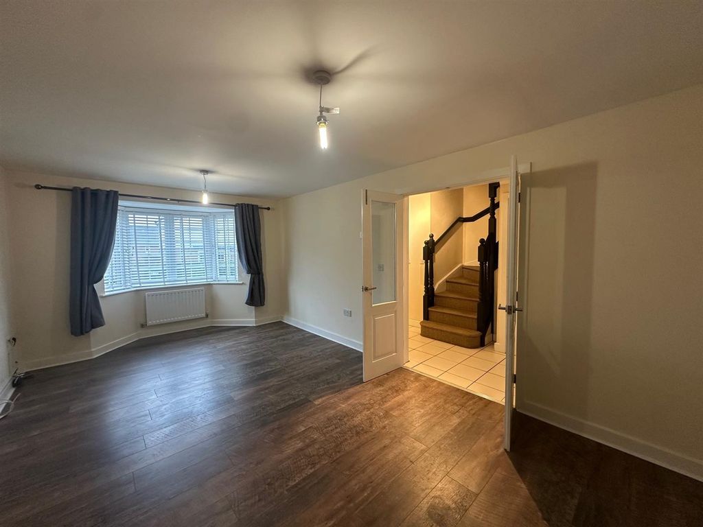 Property photo 3 of 23 2.Jpg