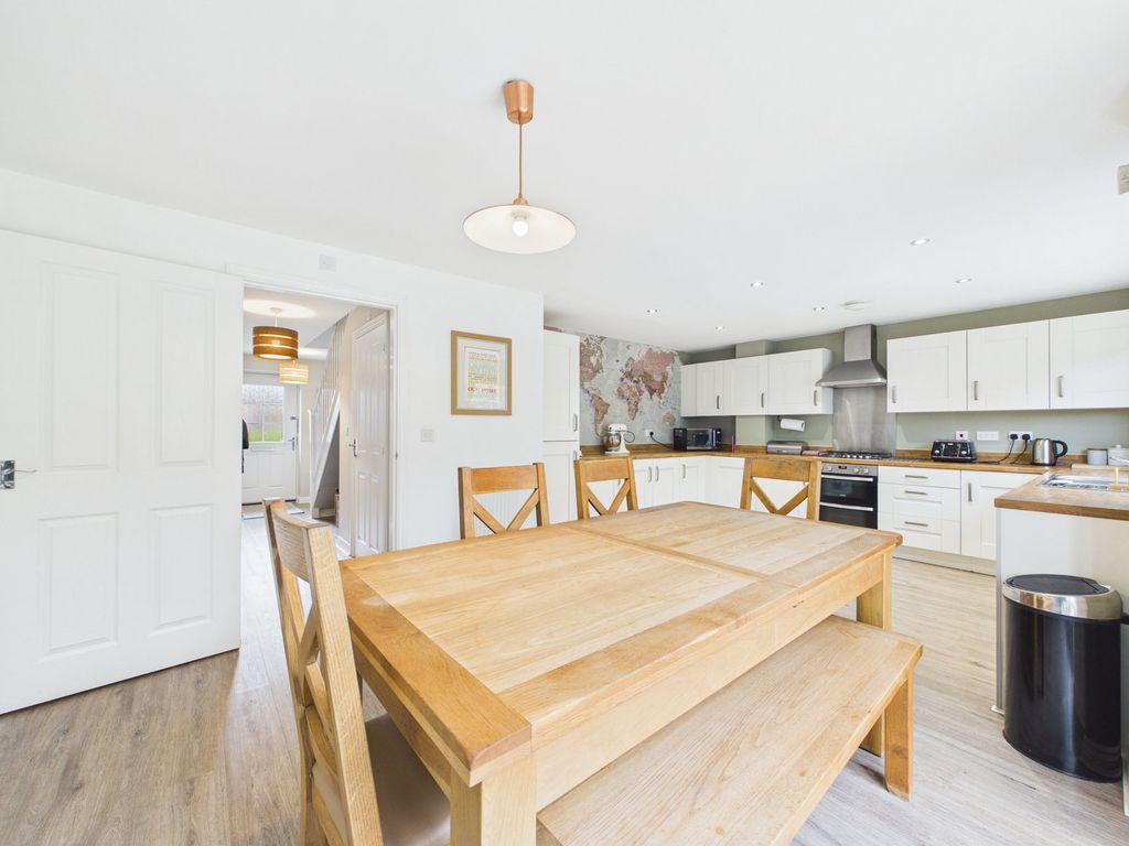 Property photo 3 of 30