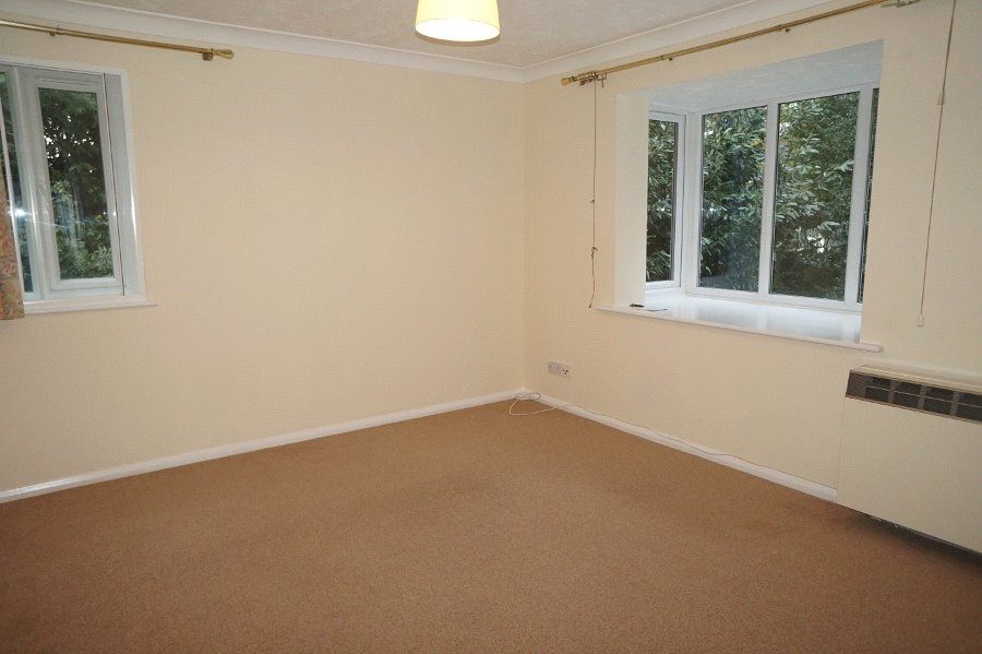 Property photo 2 of 6 Picture No. 01