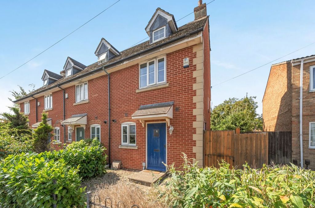 Property photo 1 of 13 16A70B64E30Aba1501162111