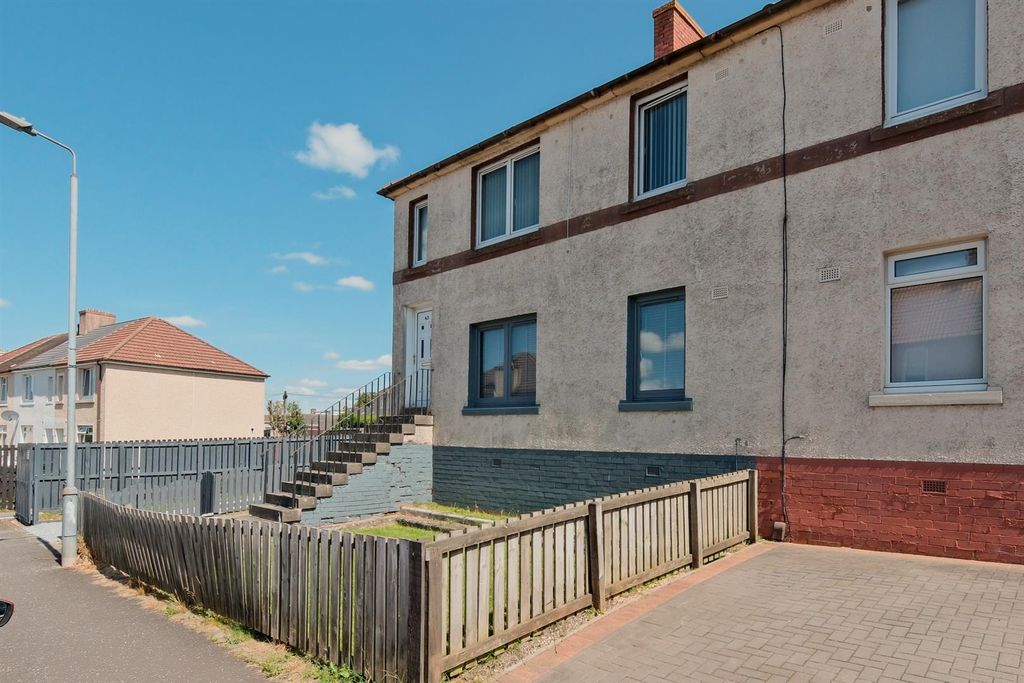 Property photo 2 of 31 002-43 Meadowburn Road, Wishaw, ML2 8Lb.Jpg