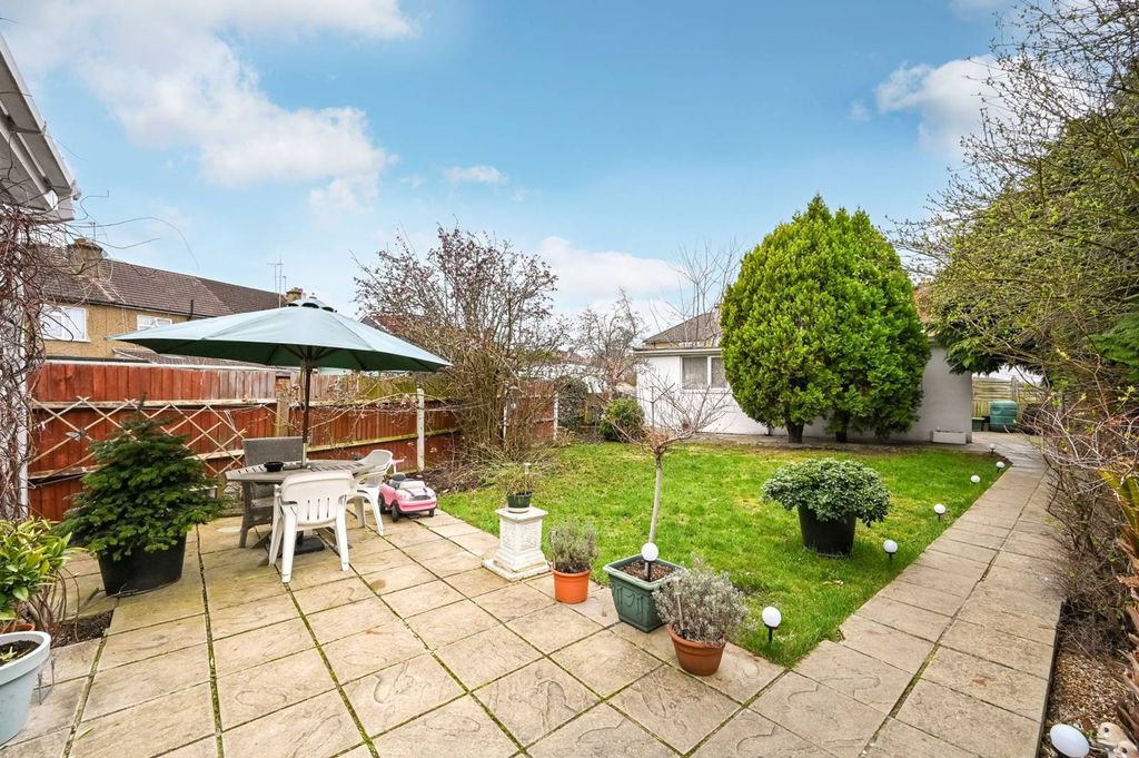 Property photo 3 of 16