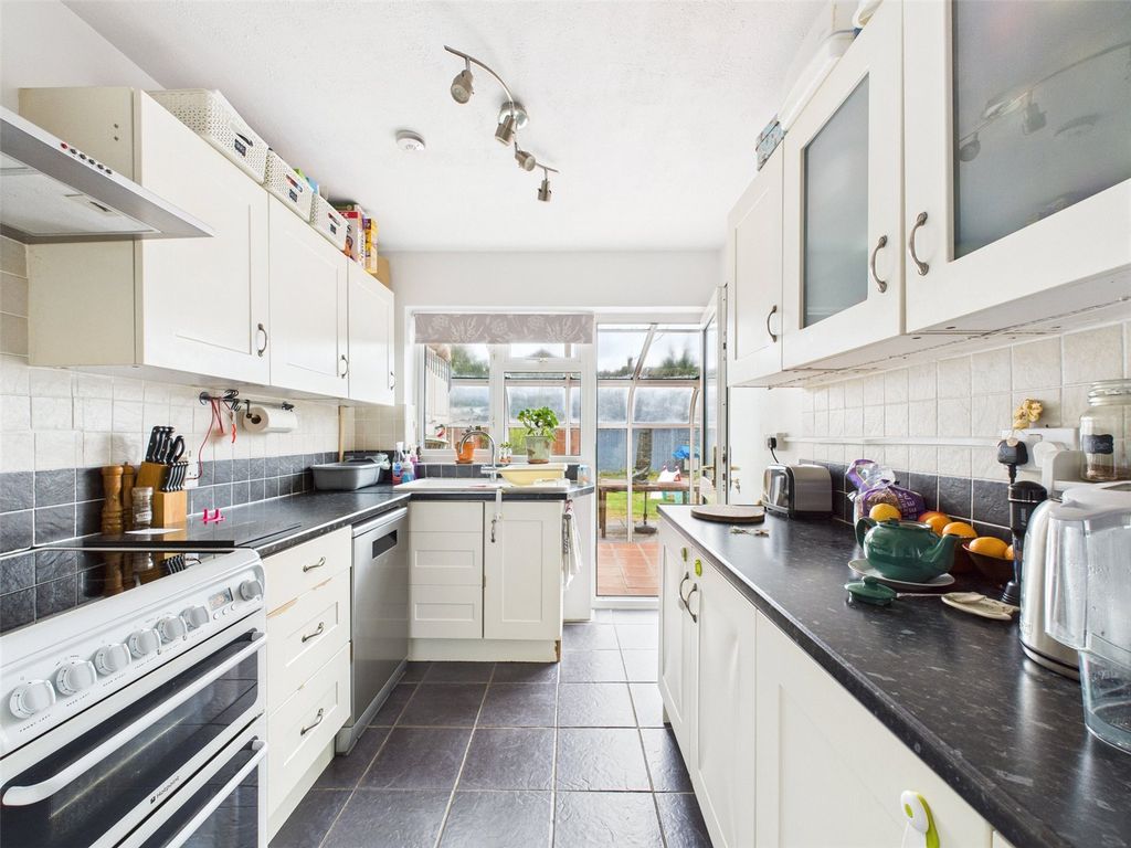 Property photo 2 of 14 Picture No. 01