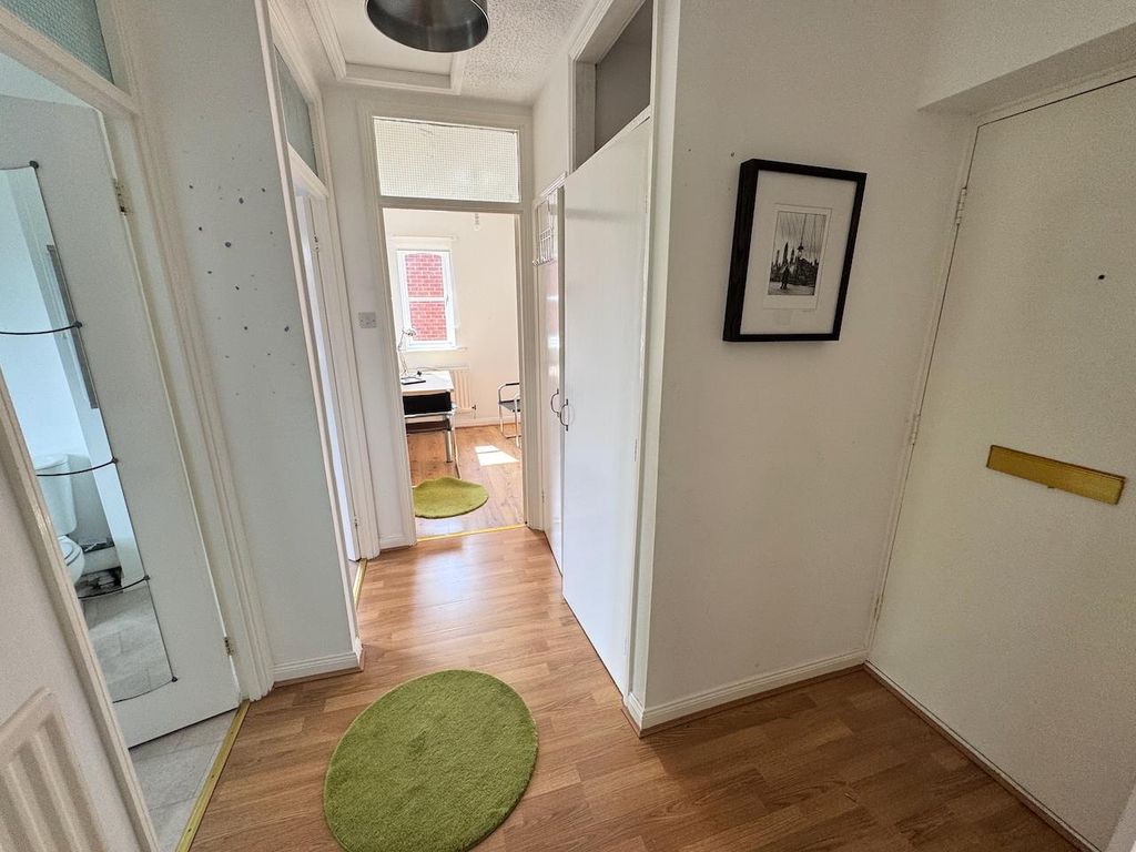 Property photo 3 of 11 Img_1025.Jpeg