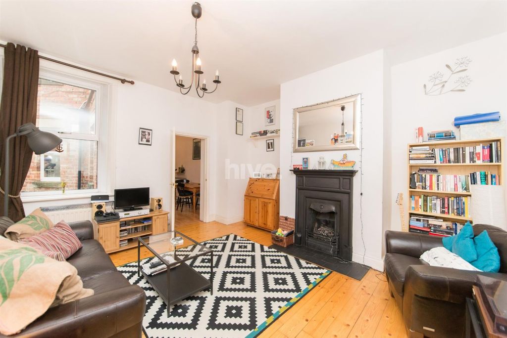 Property photo 1 of 15