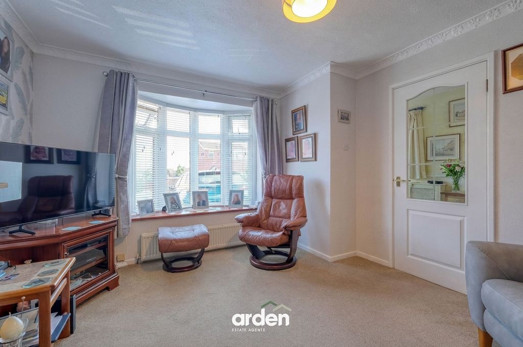 Property photo 3 of 16