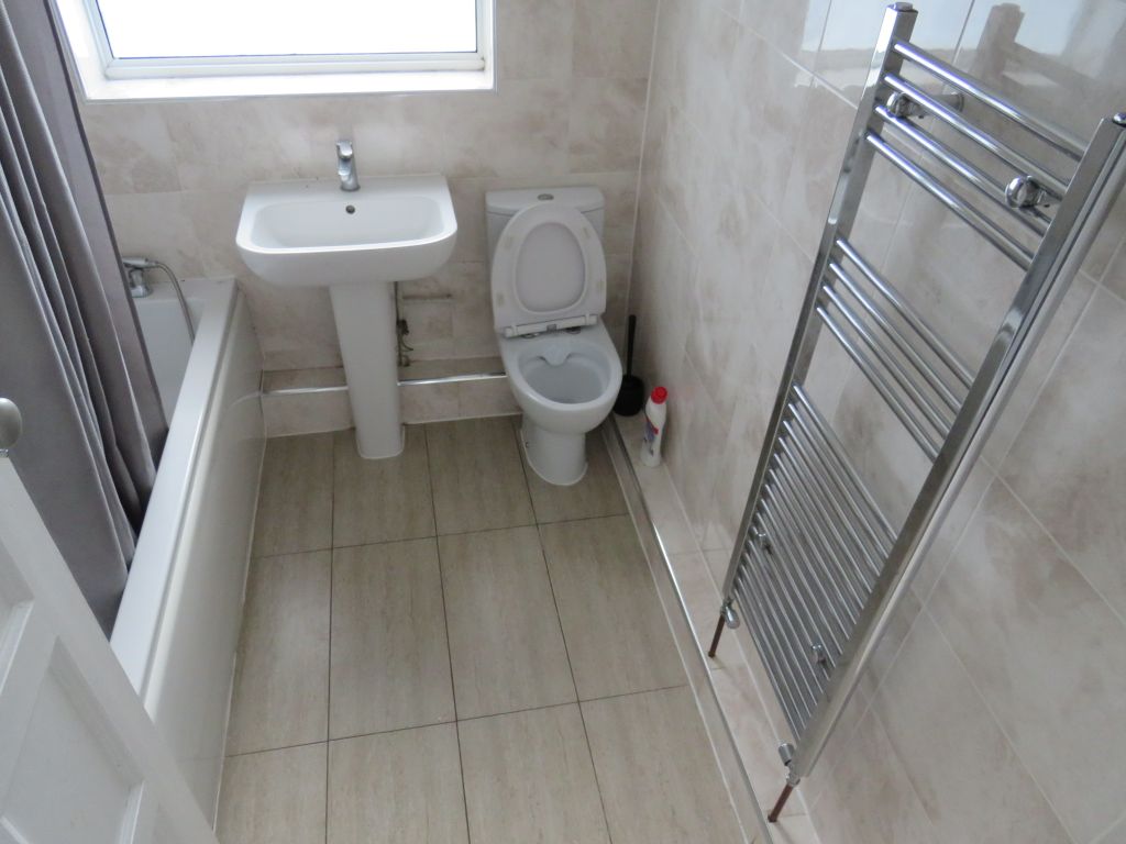 Property photo 3 of 3