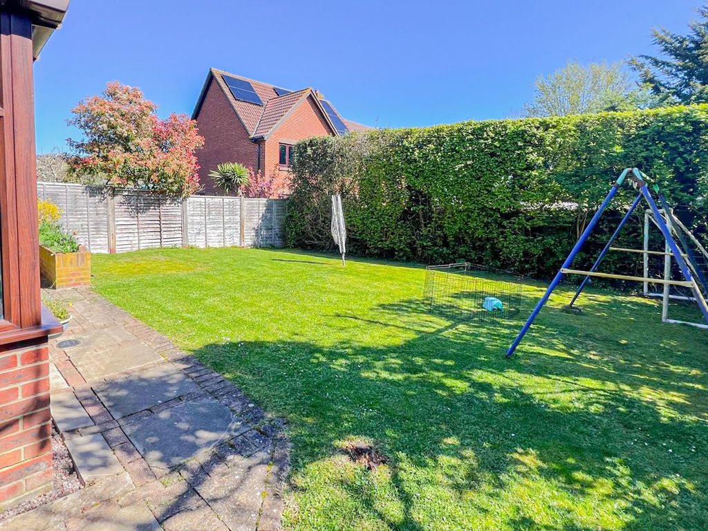 Property photo 3 of 24