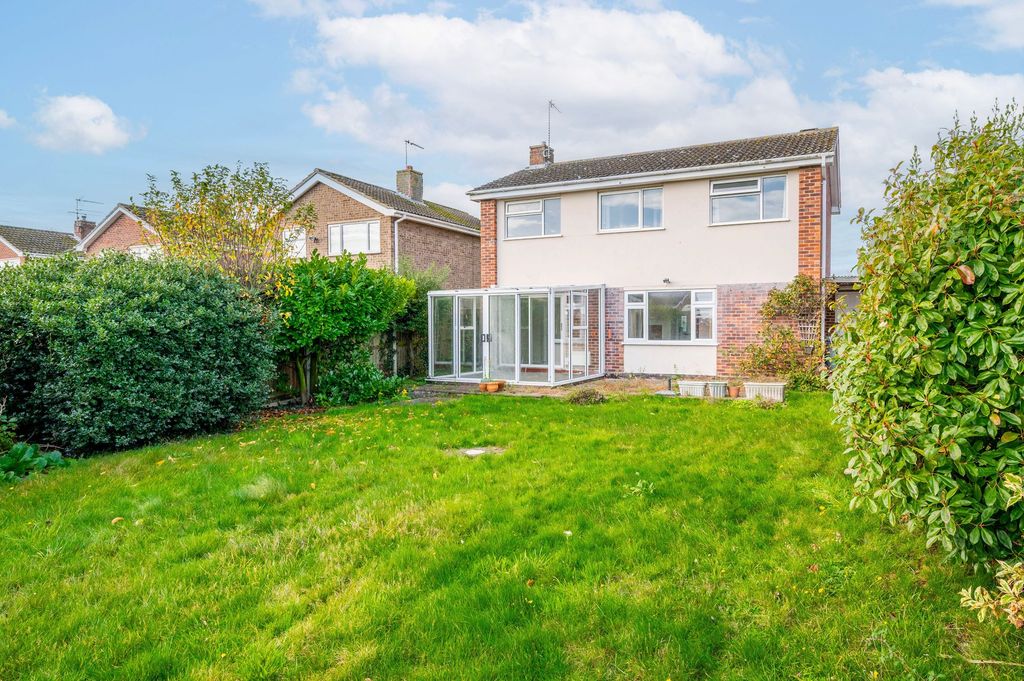 Property photo 2 of 16